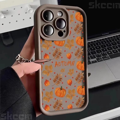 Soft autumn maple leaf - ,